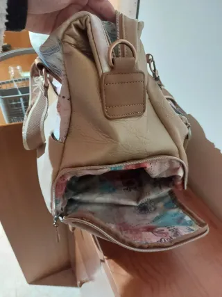 Bolsa de viaje Anekke beige y multicolor