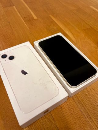 iPhone 13 256GB Blanco + cable