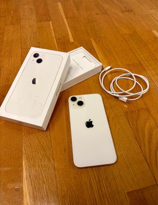 iPhone 13 256GB Blanco + cable
