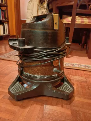 Aspiradora Rainbow S.E. + todos sus accesorios