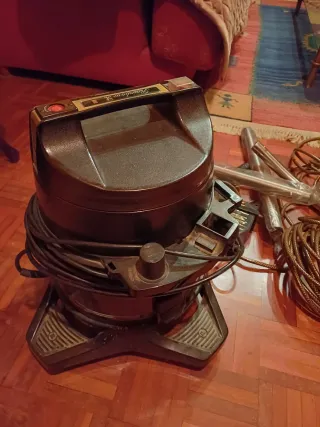 Aspiradora Rainbow S.E. + todos sus accesorios