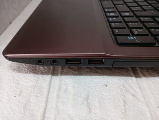 Portatil ASUS A53SJ (1724)