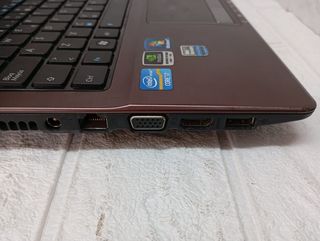 Portatil ASUS A53SJ (1724)