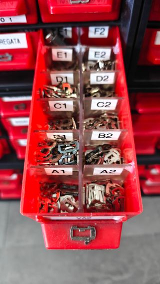 Lote de bombines con entallas organizadas