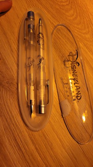 Pack Pluma y Bolígrafo Disney París Nunca usado