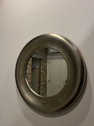 Mesa de centro de cristal y metal