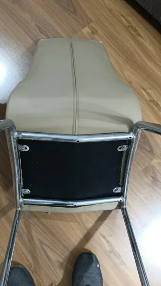 Sillas polipiel piedra (beige/gris)