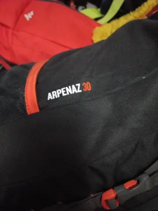 Mochila Quechua Arpenaz 30L Negra