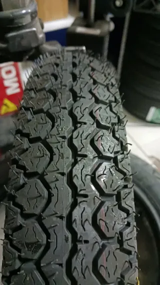 3.50 R10 51J PIRELLI SC 30™