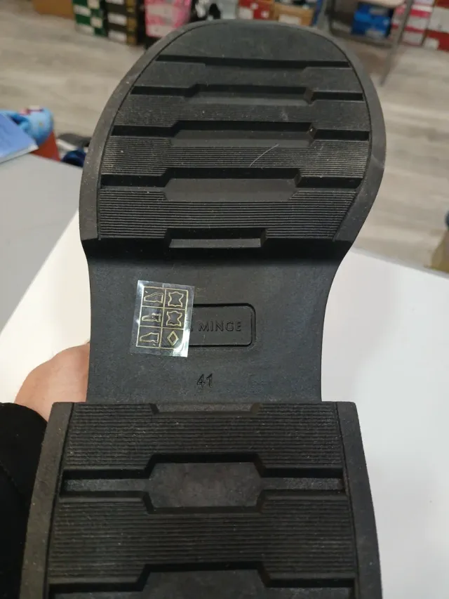 Mocasines Eva Minge Mujer Negros talla 41 piel