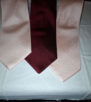 Cravatte rosa e bordeaux