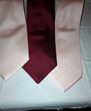 Cravatte rosa e bordeaux