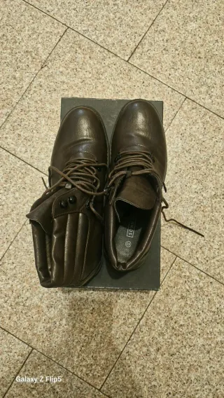 Anfibio uomo marrone taglia 43