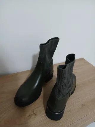 Stivaletti Donna Ecopelle e Maglia Verde