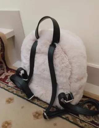 Bolso mochila Pull&Bear de pelo  extra suave NUEVO