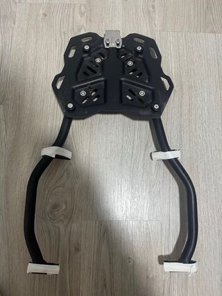 Baúl Top Case y Soporte Yamaha Tenere 700