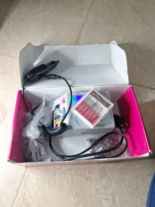 Set Manicura y Pedicura Mercedes2000