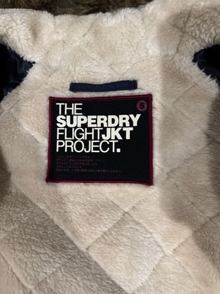 Abrigo Superdry Azul Marino con Forro. Talla S