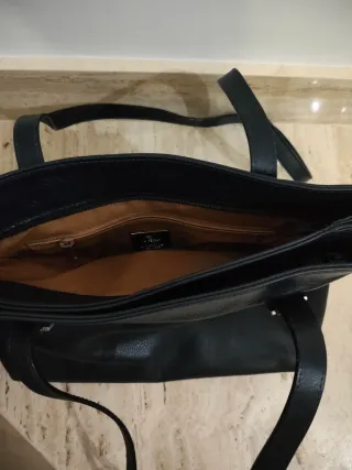 Bolso Negro-Azul Marino de piel