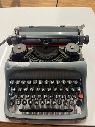 Máquina de escribir Olivetti