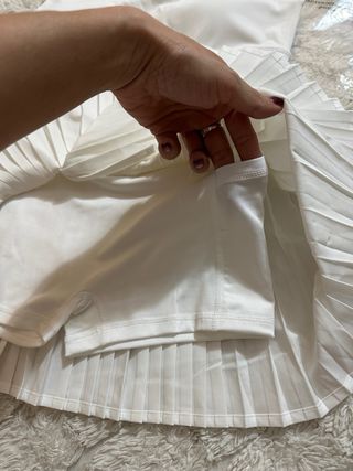 Alo Yoga Falda Pantalón Tenis Blanca Talla S/M