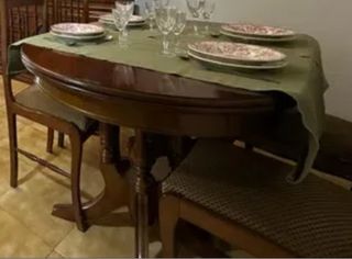 Salón completo vitrina sofá 3p mesa reloj de pared