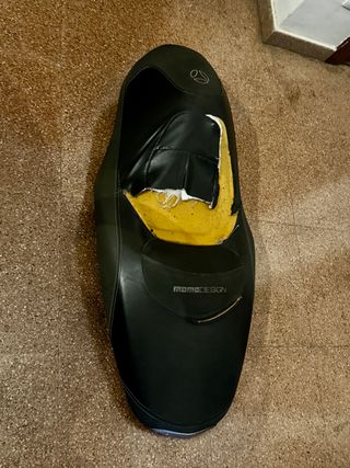 Asiento Yamaha Xmax Momo Design