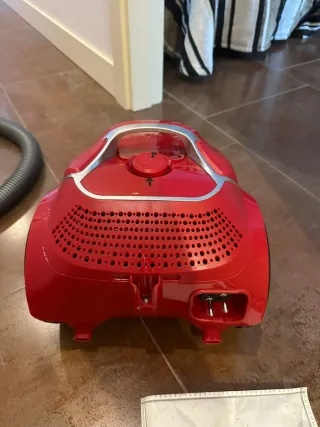 Aspirador Rowenta Compact Power 3L Rojo