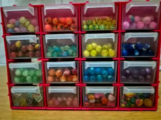 Lote de más de 1000 piezas para bisutería