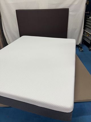 Base tapizada y colchón 150x190