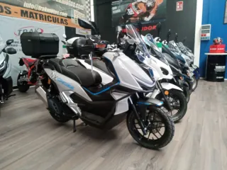 Next 125 Crossover Adventure desde 49€/mes