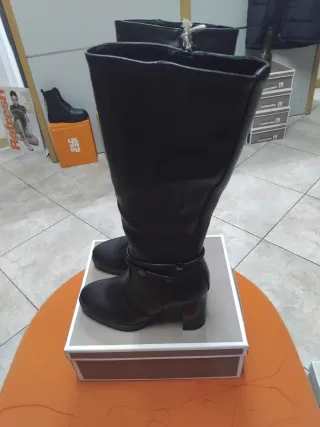 Stivaletti Galia n.35,disponibile pure il 38