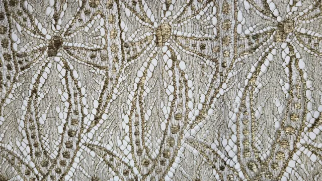 MAGISTRAL PIEZA ENCAJE DE ORO FRANCÉS