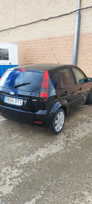 Ford Fiesta 2004