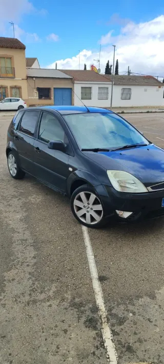 Ford Fiesta 2004