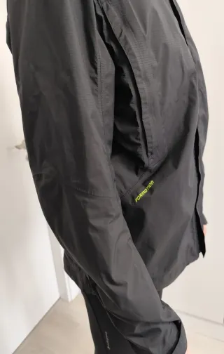 Chaqueta Adidas GORE-TEX Paclite impermeable