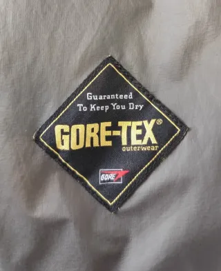 Chaqueta Adidas GORE-TEX Paclite impermeable