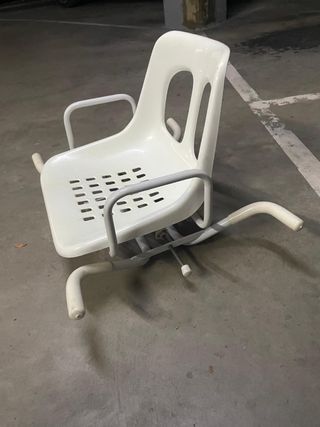 Silla giratoria para bañera