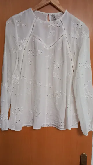 Camisa bordada suiza blanca