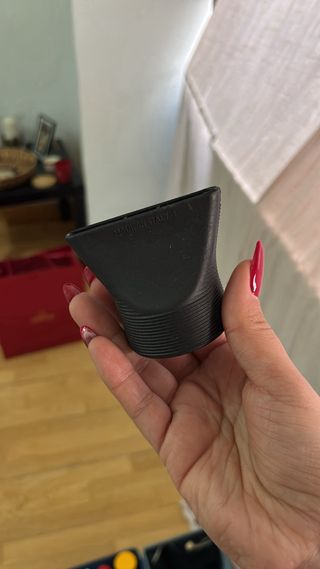 Secador de pelo negro