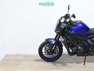 YAMAHA MT-09 Y-AMT (A2)