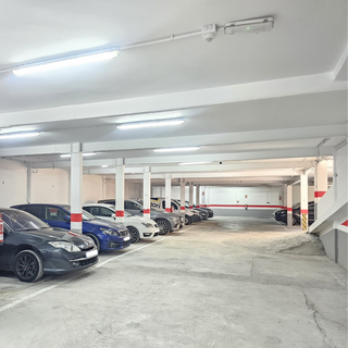 Se alquila plaza de garaje en Benidorm