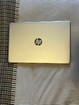 Ordenador HP Ryzen 5 Plata