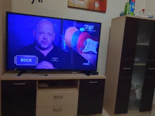 Mueble de salón madera y cristal