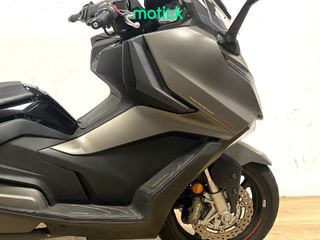 KYMCO AK 550 (A)
