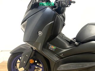 YAMAHA XMAX 125