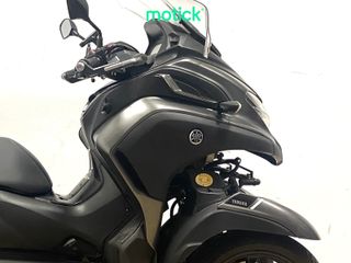 YAMAHA TRICITY 300