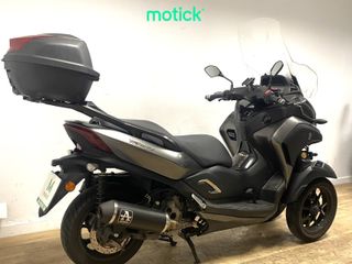 YAMAHA TRICITY 300