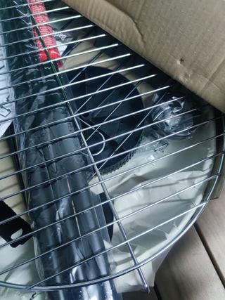 Barbecue a carbone Ø 40 X H 70 CM. Con ruote