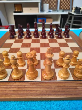 Equipo Profesional de Ajedrez Staunton 6 con Reloj